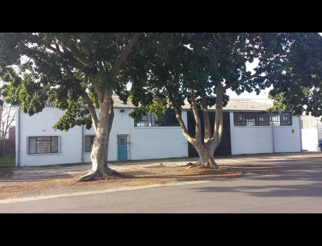 580M² FACTORY TO LET IN BELLVILLE CENTRAL